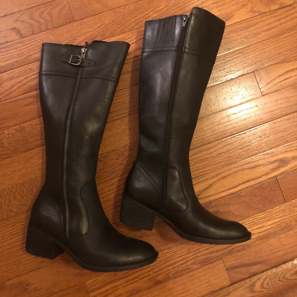 Born Size 7 Tall Riding Boot